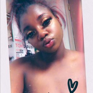 Meet your Posher, Ayana